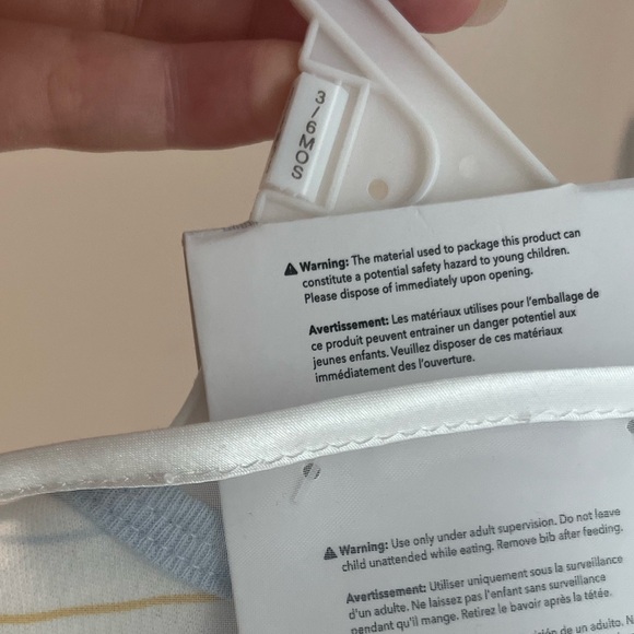 Dino 8 Piece Baby Gift Set 3-6 Months - Picture 2 of 2